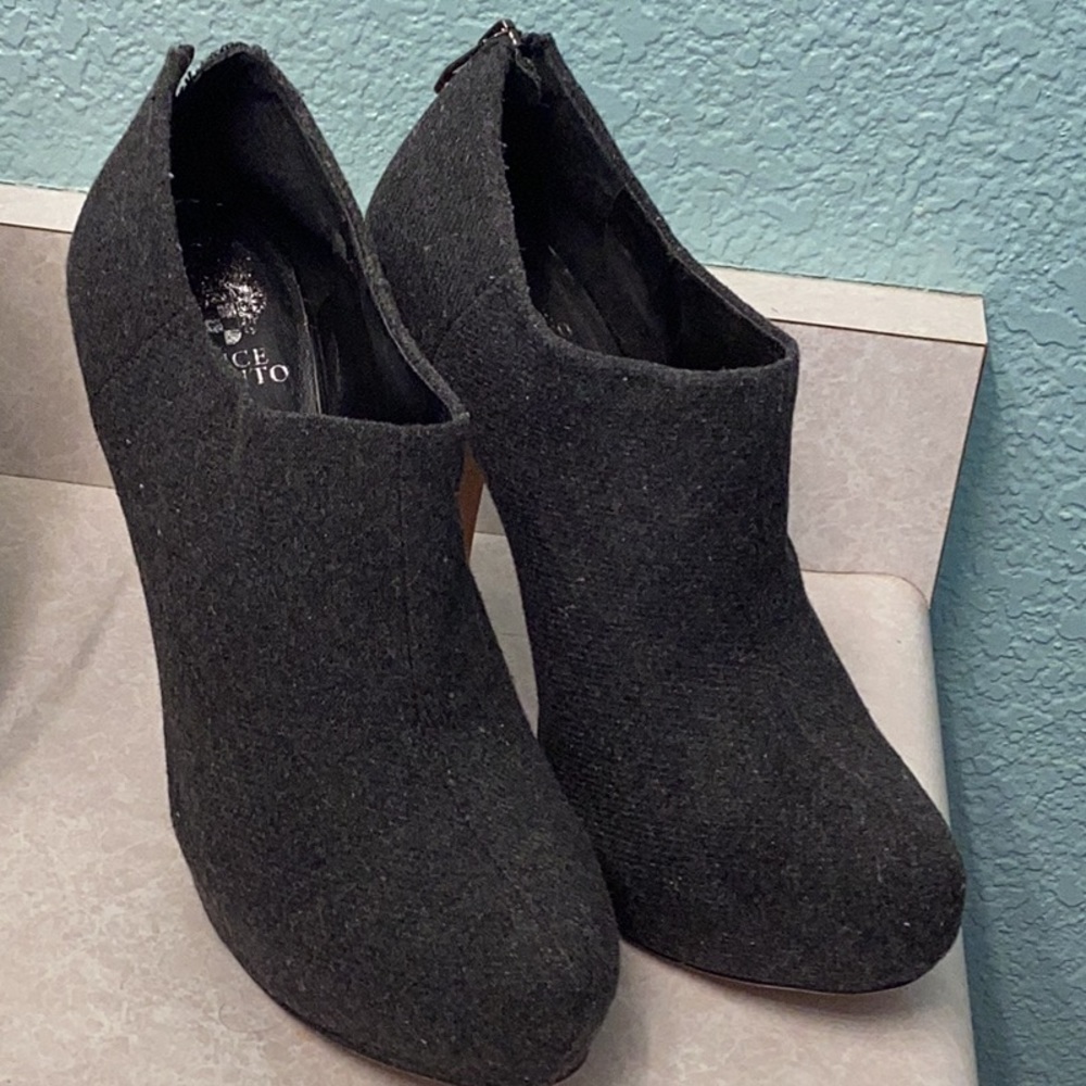 Vince Camuto high heels